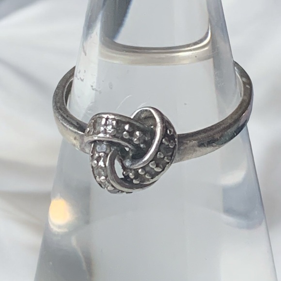 Vintage Diamond Sterling Silver Love Knot Ring Woman’s Jewelry Promise Ring - Picture 3 of 7